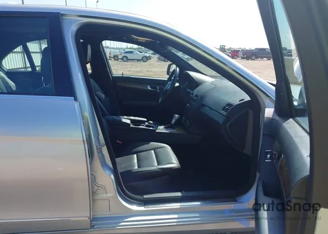 2009 Mercedes-Benz C 350 Sport from USA, damaged, VIN WDDGF56X49F223785